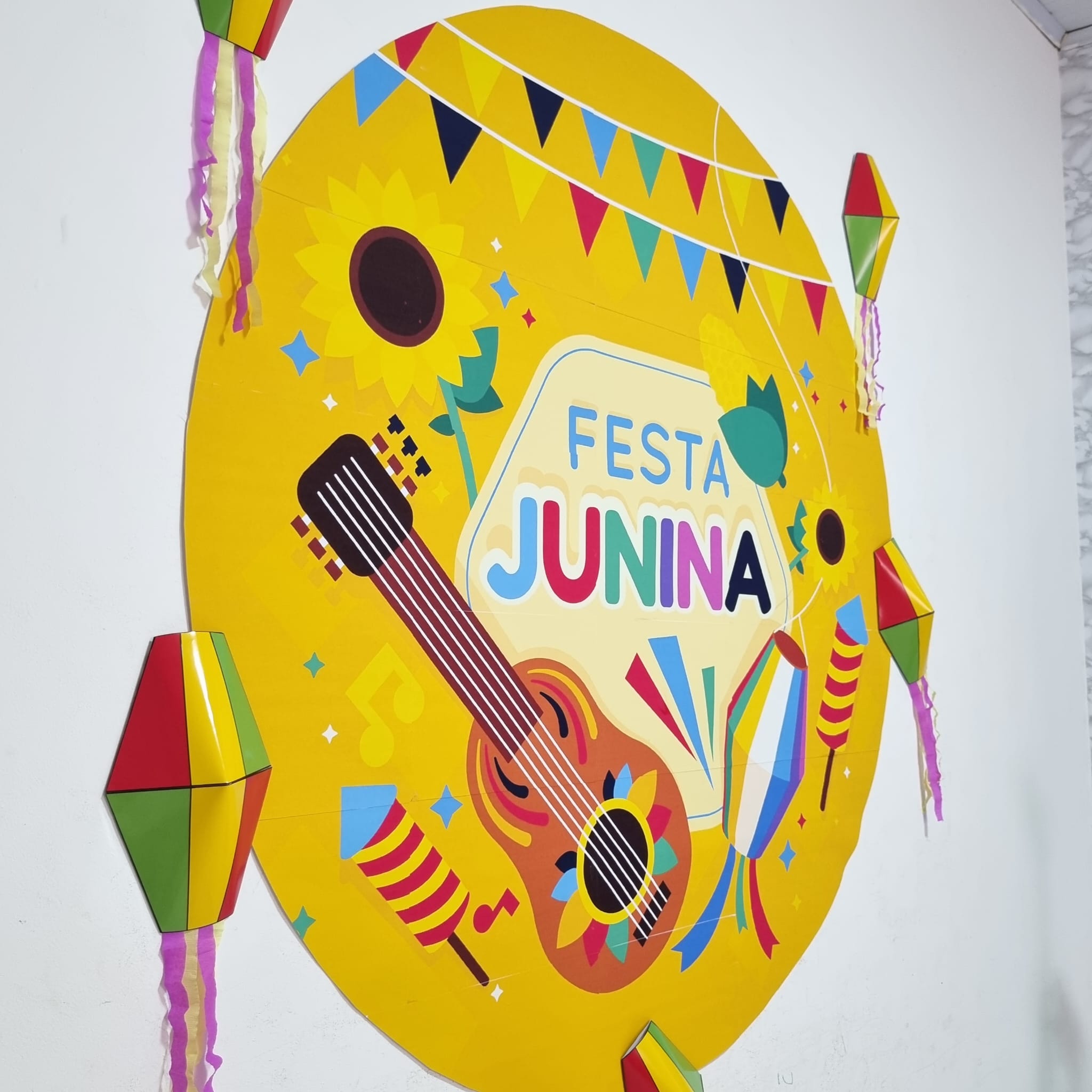 PAINEL REDONDO FESTA JUNINA - (COLORIDO COM BALÃO 3D) - Imagem 5