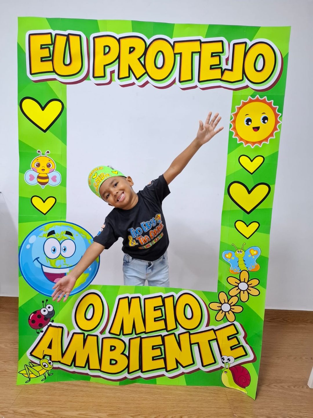 MOLDURA GIGANTE "EU PROTEJO O MEIO AMBIENTE"