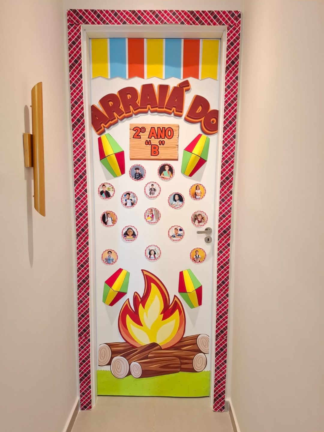 PAINEL DE PORTA - ARRAIÁ DA TURMA