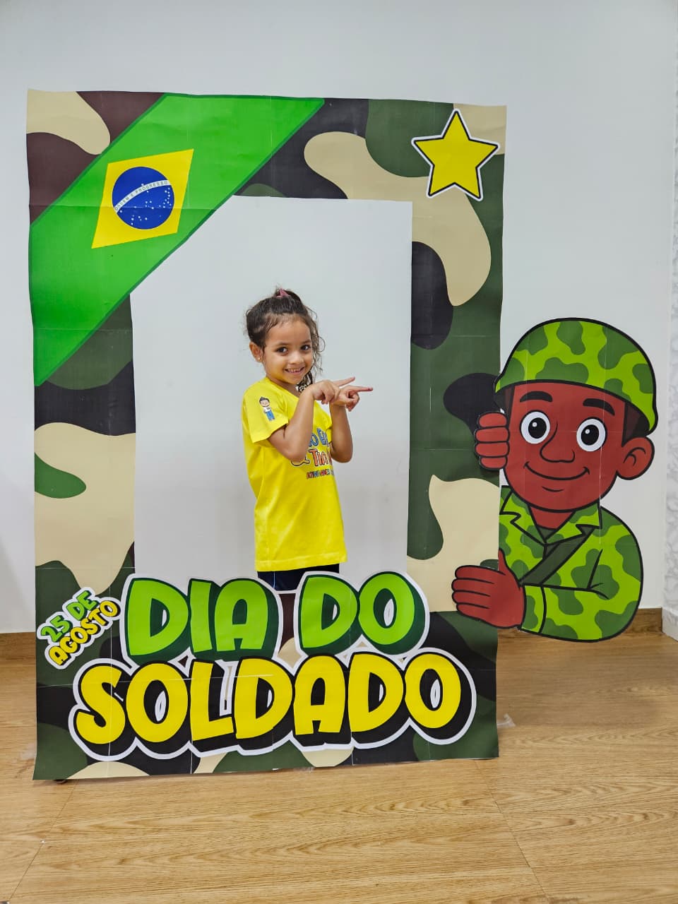 MOLDURA GIGANTE DIA DO SOLDADO 💚 - Imagem 6