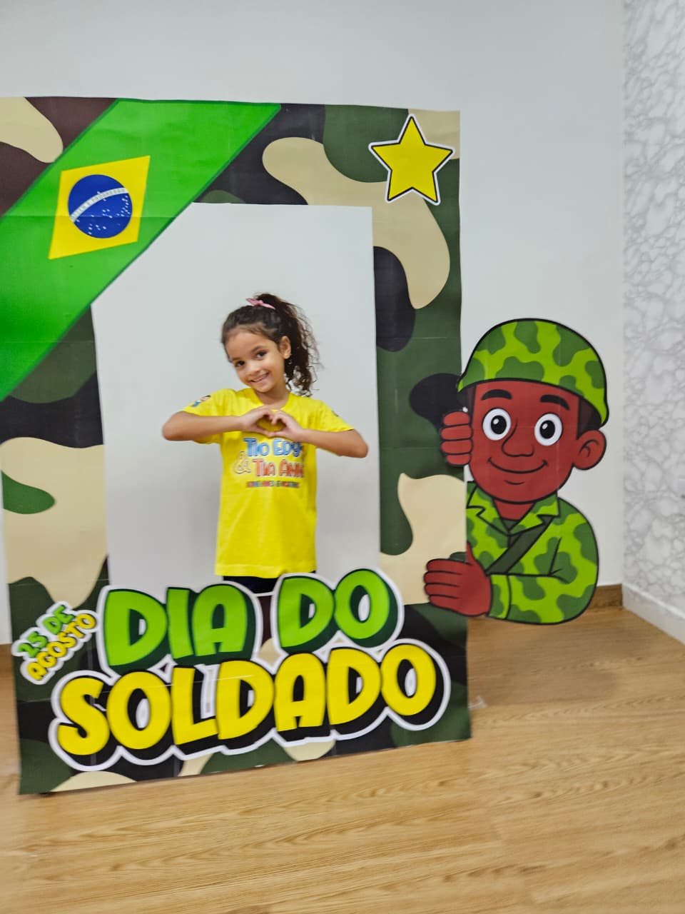 MOLDURA GIGANTE DIA DO SOLDADO 💚 - Imagem 4