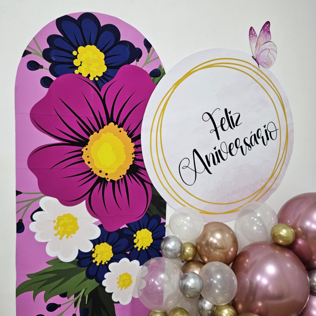 PAINEL FELIZ ANIVERSÁRIO (ROSA COM FLORES) - Imagem 9