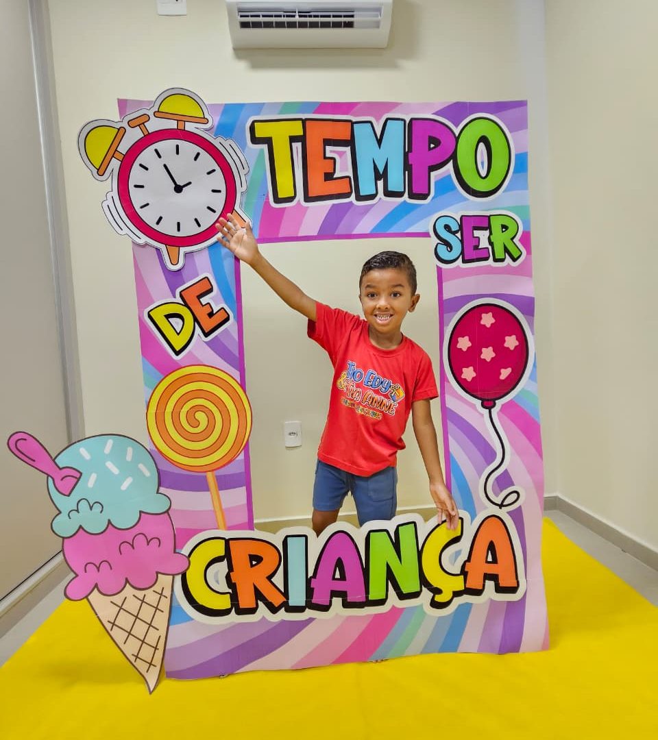 MOLDURA GIGANTE - TEMPO DE SER CRIANÇA