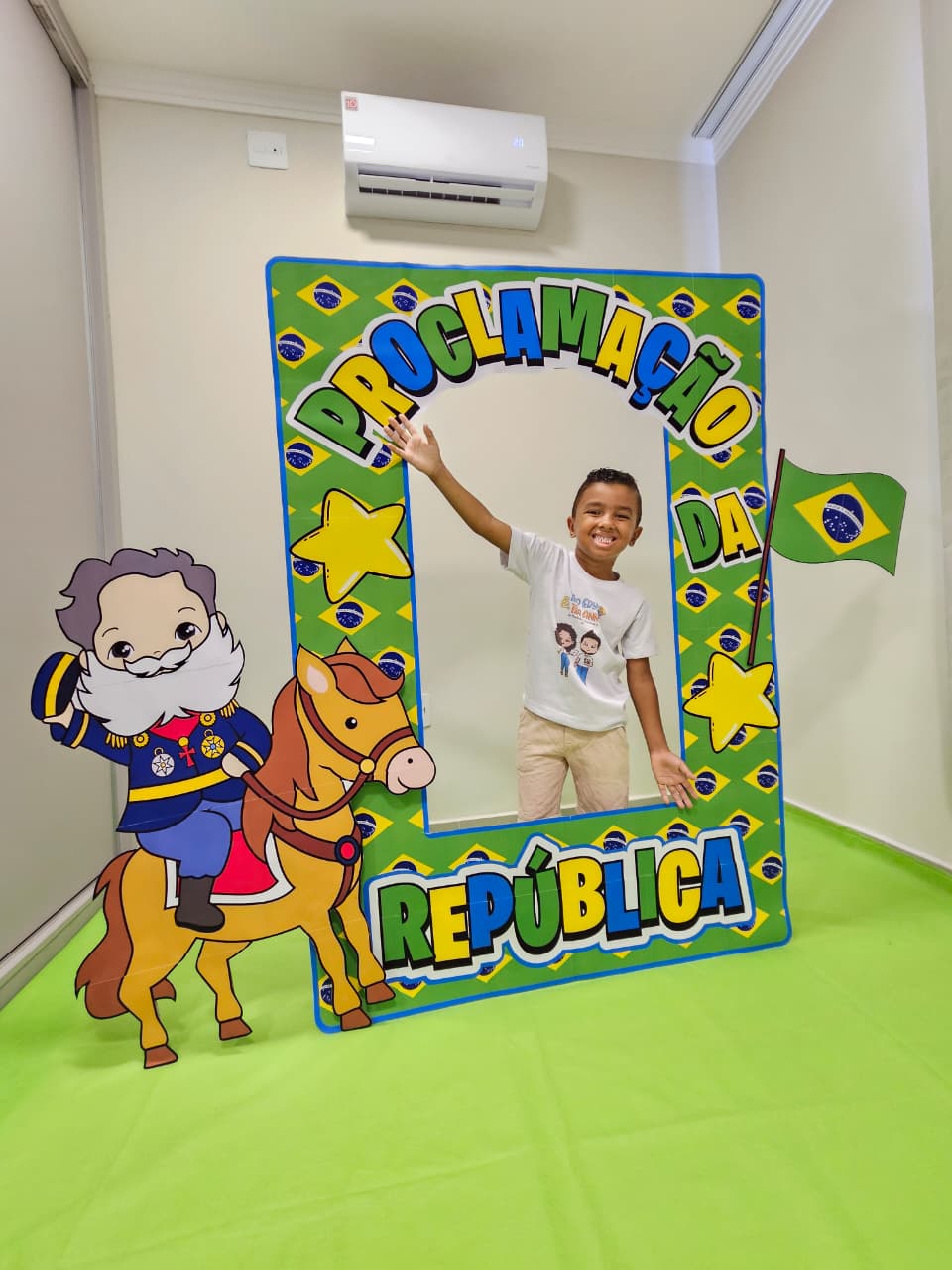 MOLDURA GIGANTE - PROCLAMAÇÃO DA REPÚBLICA - Imagem 6