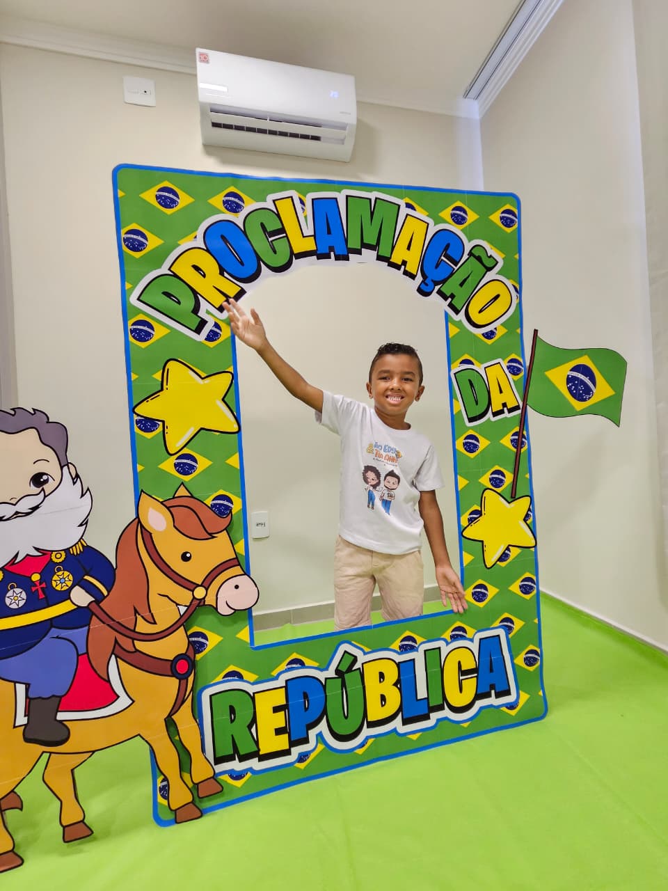 MOLDURA GIGANTE - PROCLAMAÇÃO DA REPÚBLICA - Imagem 5