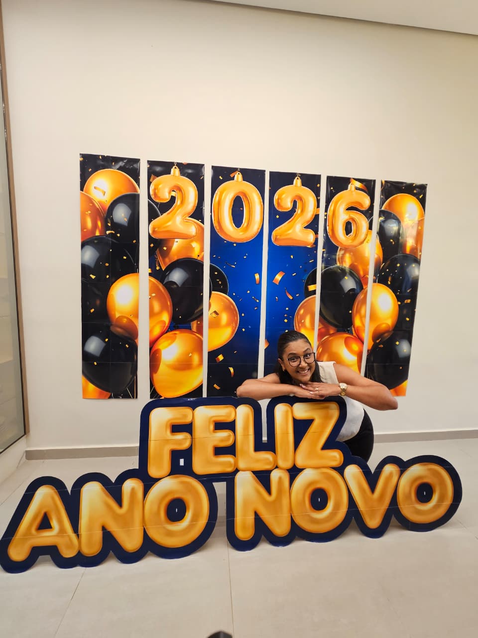 PAINEL FELIZ ANO NOVO - COLUNA DE BALÕES 2026 - Imagem 8