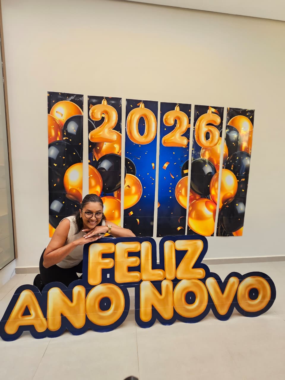 PAINEL FELIZ ANO NOVO - COLUNA DE BALÕES 2026 - Imagem 7
