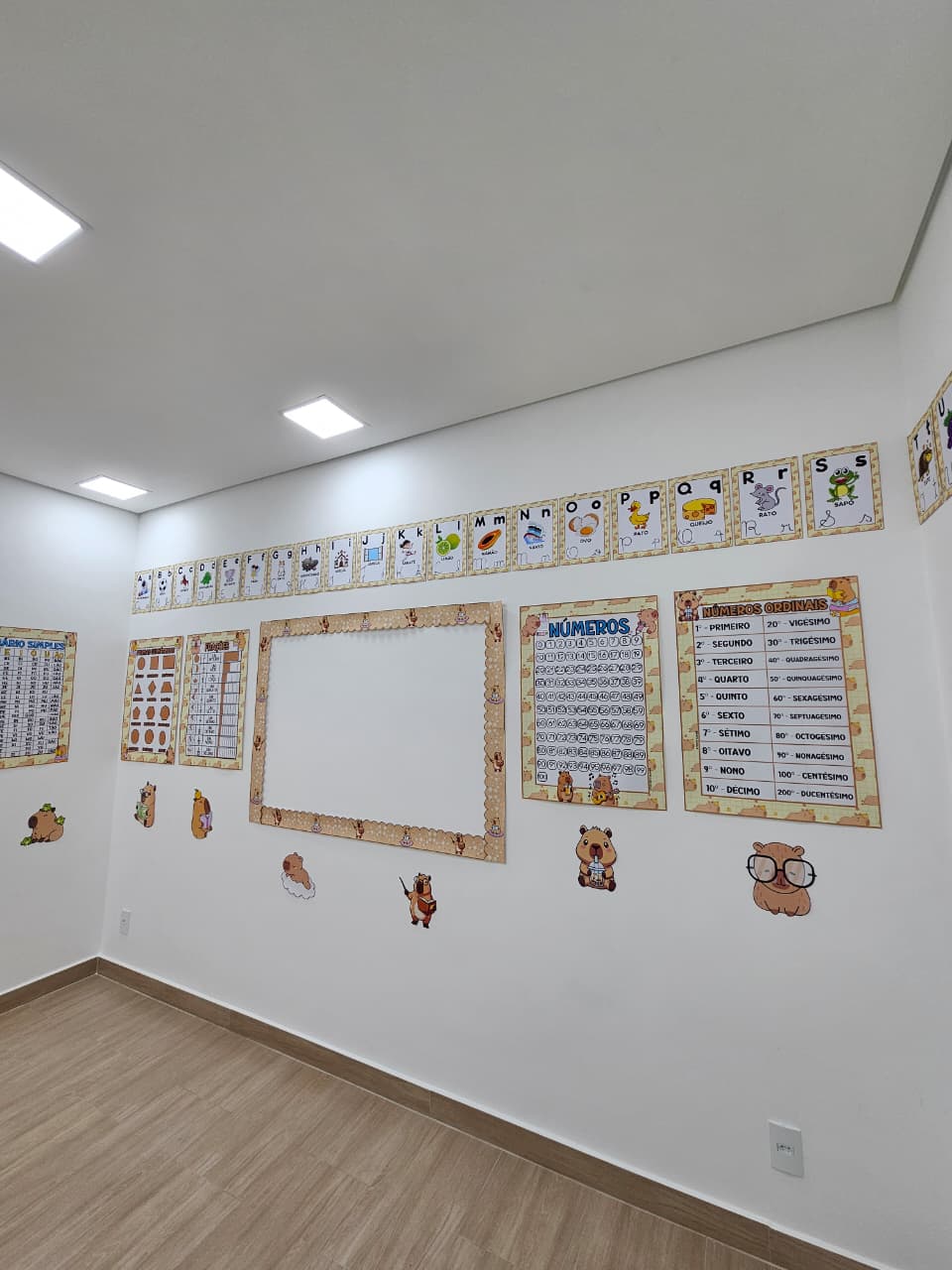 KIT SALA DE AULA CAPIVARA - Imagem 13