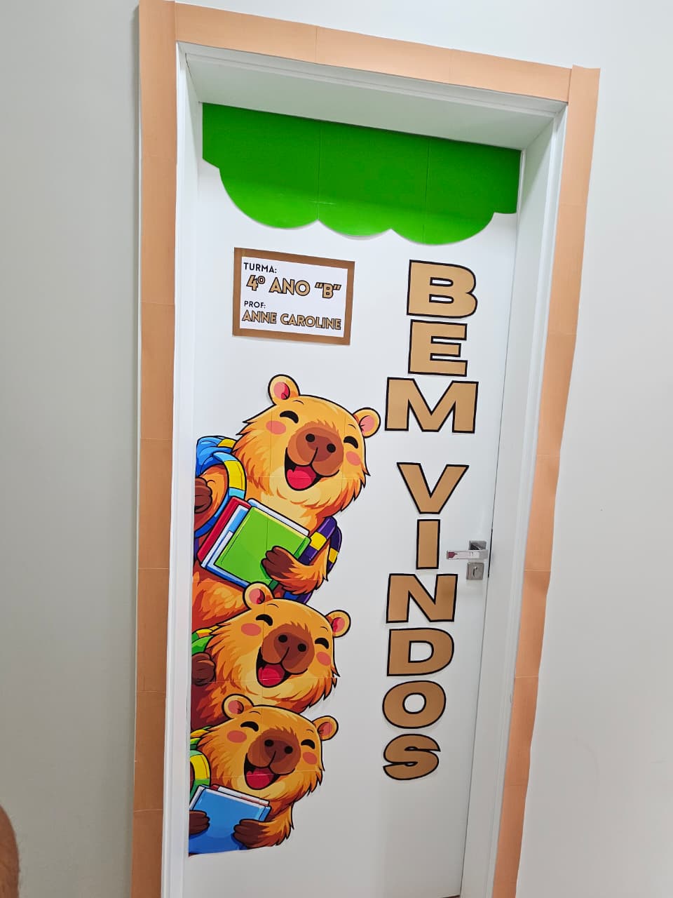 KIT SALA DE AULA CAPIVARA