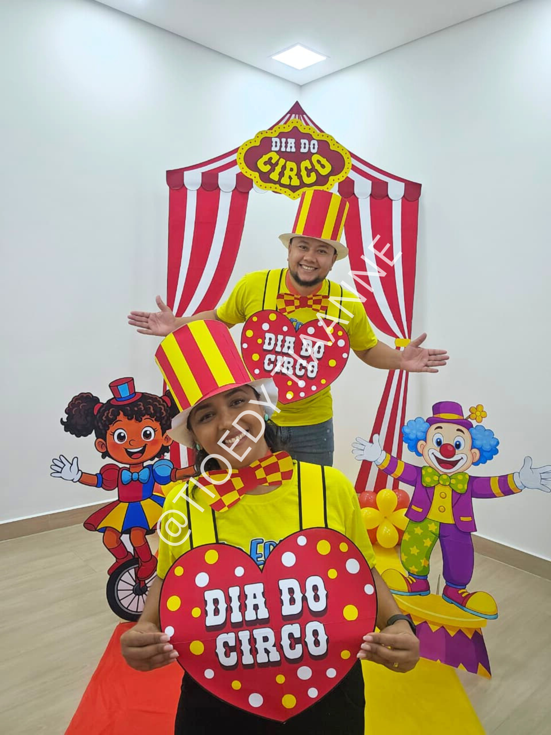 PORTAL DIA DO CIRCO - CARTOLA /AVENTAL /GRAVATA - Imagem 3