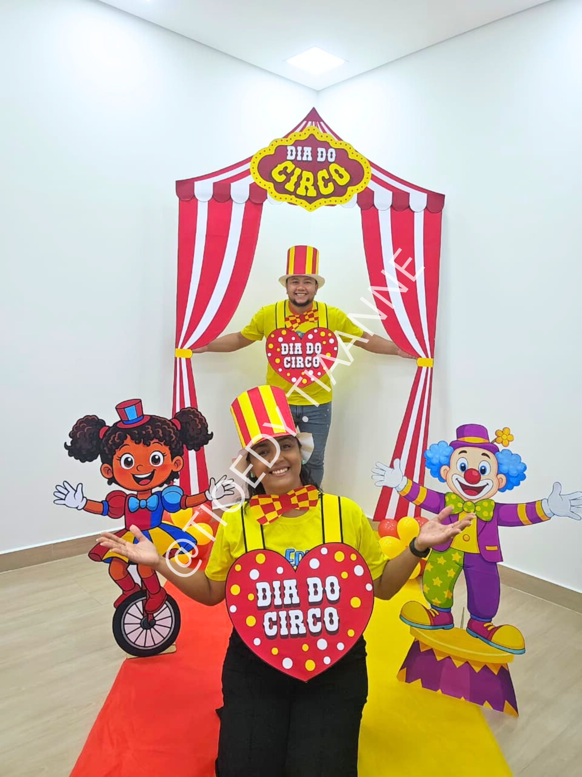 PORTAL DIA DO CIRCO - CARTOLA /AVENTAL /GRAVATA - Imagem 2