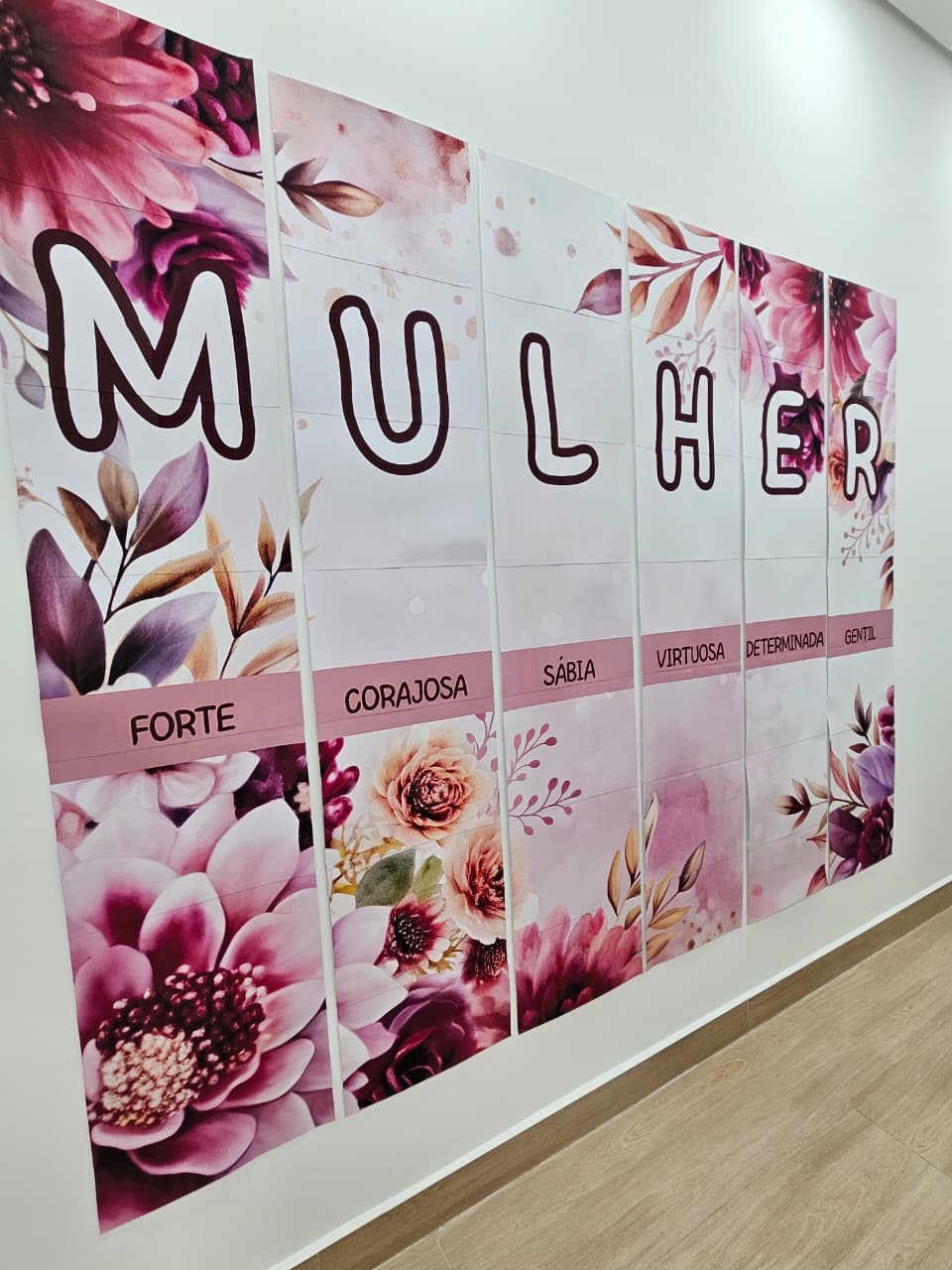 PAINEL DIA DA MULHER - COLUNAS DE ADJETIVOS - Imagem 5