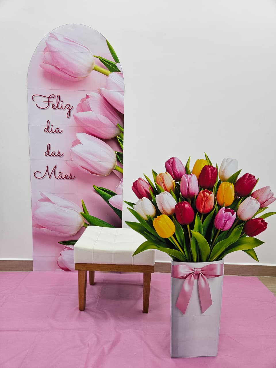 PAINEL E VASO DE TULIPAS - DIA DAS MÃES - Imagem 5