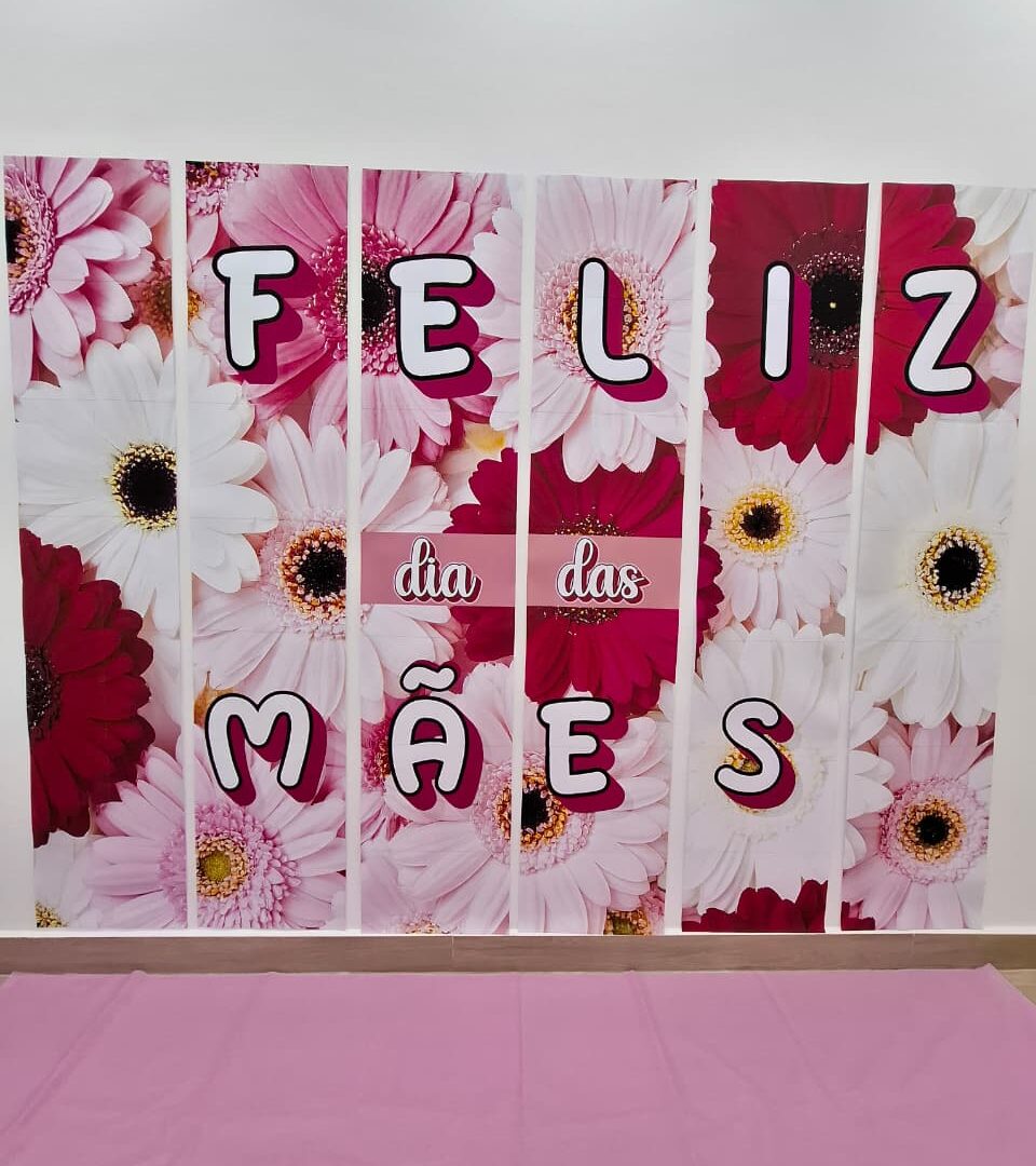 PAINEL COLUNAS DE MARGARIDAS - DIA DAS MÃES