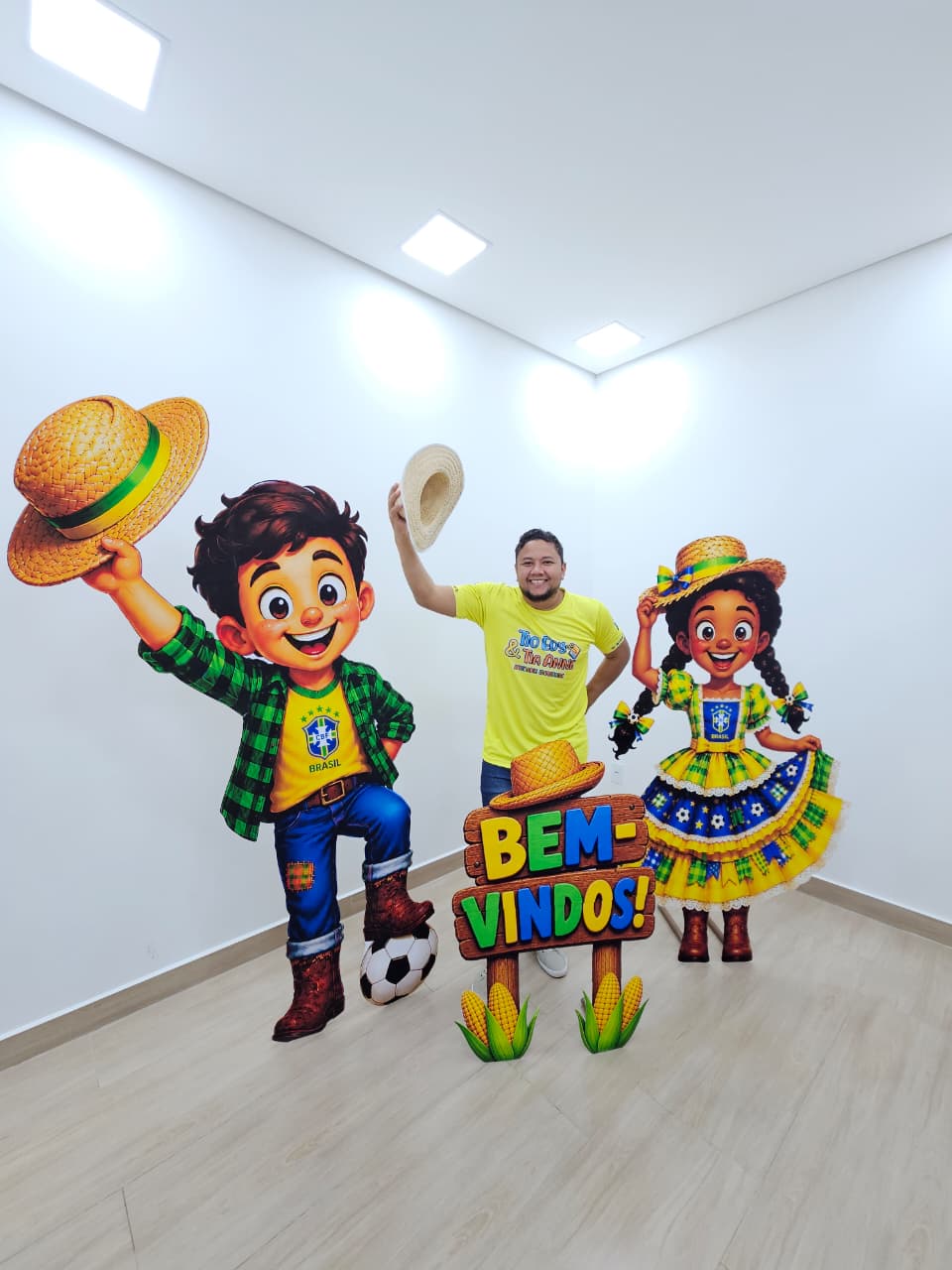 TOTENS GIGANTE - MENINO/MENINA/PLACA - JUNINA - COPA - Imagem 5