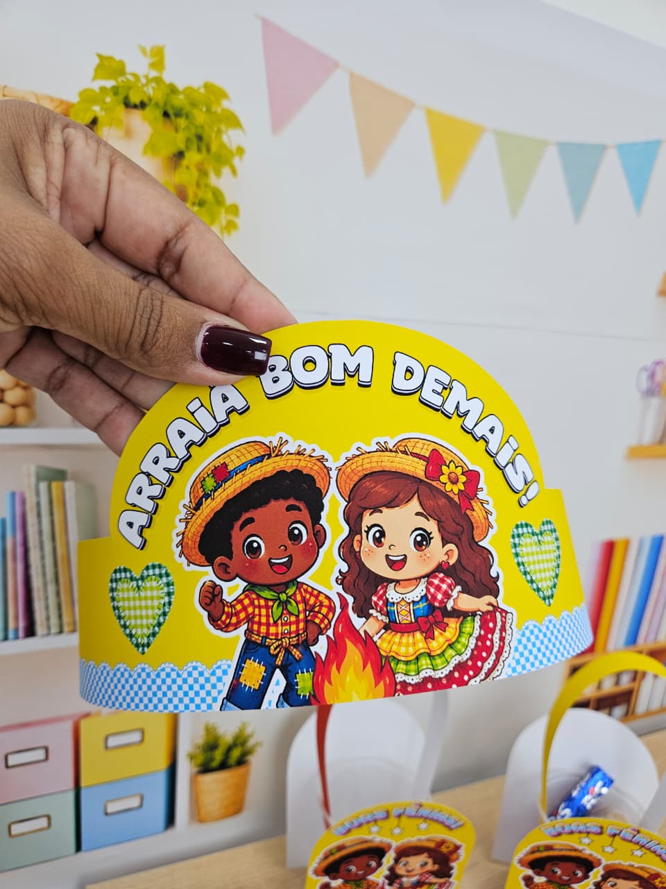 FÉRIAS E FESTA JUNINA - COROA E LEMBRANCINHA - Imagem 4