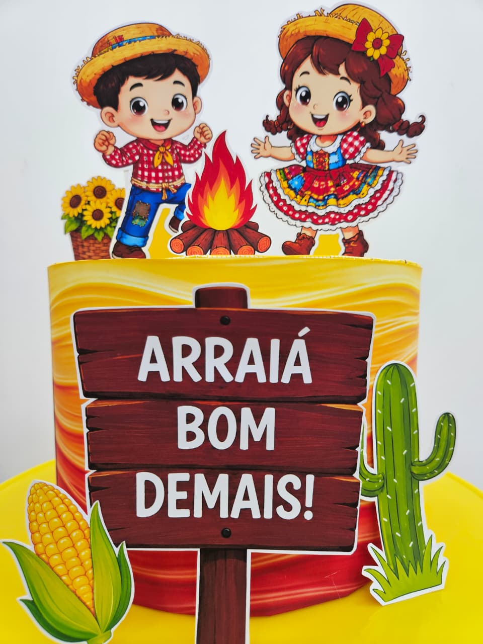 BOLO FAKE + TOPPER - ARRAIÁ BOM DEMAIS! - Imagem 4