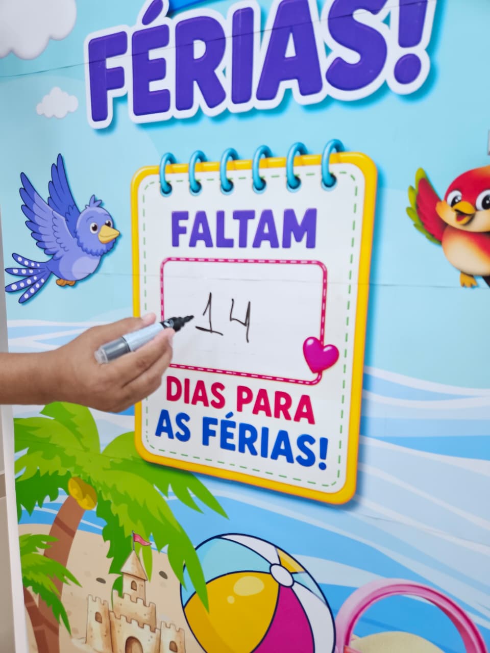 CARTAZ DE PORTA - TURMINHA NA CONTAGEM REGRESSIVA PARA AS FÉRIAS - Imagem 5