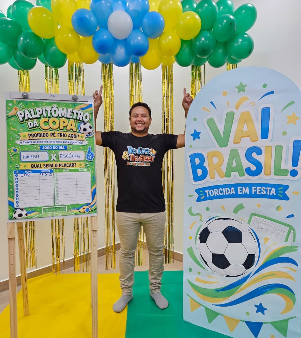 PAINEL ROMANO VAI BRASIL E CARTAZ PALPITÔMETRO