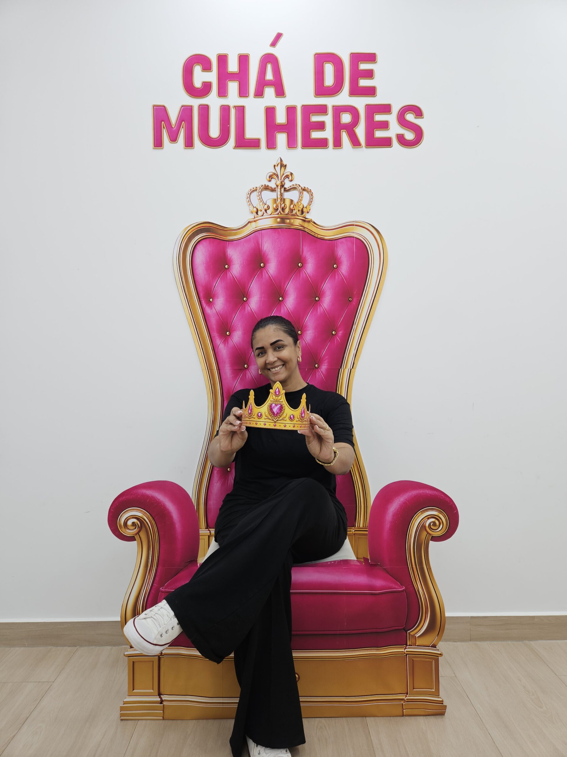 TRONO ROSA + LETRAS - Imagem 3
