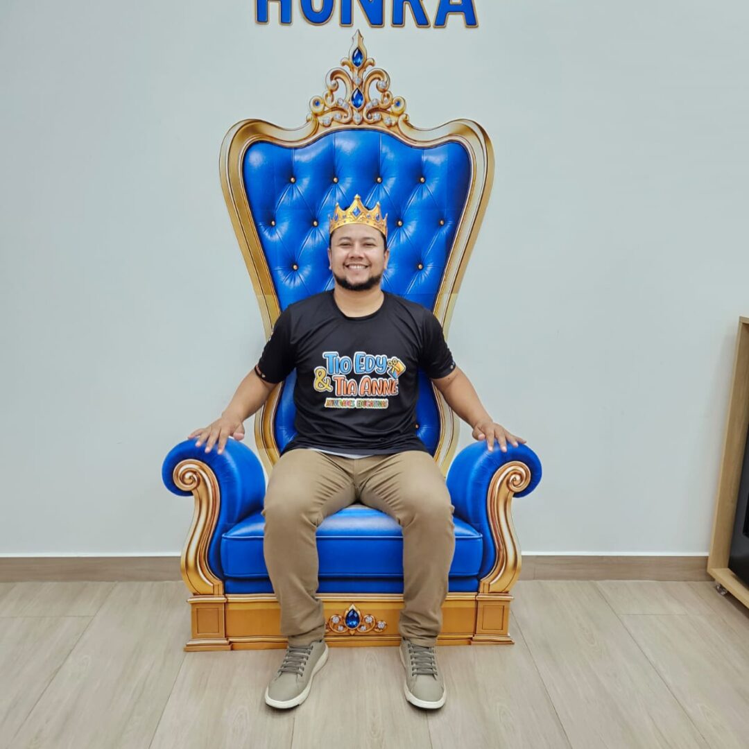 TRONO AZUL + LETRAS