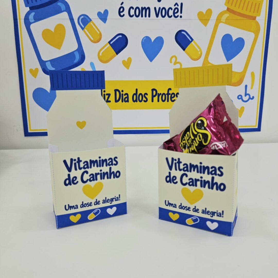 CARTAZ/CESTA E LEMBRANCINHA - DOSE EXTRA DE CARINHO - DIA DOS PROFESSORES